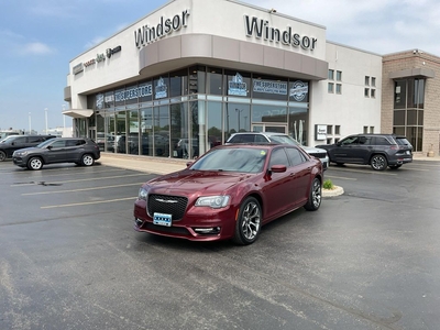 Used 2018 Chrysler 300 S LOW KM 1 OWNER BEATS AUDIO for Sale in Windsor, Ontario