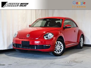 Used 2015 Volkswagen Beetle Coupe * LEATHER * AUTO * LOW KM * for Sale in Kingston, Ontario