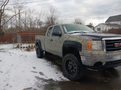 2008 Gmc extended cab 4x4