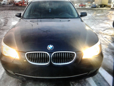2008 BMW 528Xi Awd Winter tires,No rust, Very clean