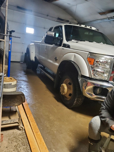 2012 ford F350 Duelly 6.7 diesel