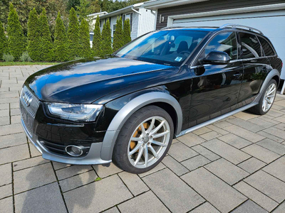 2016 Audi A4 Allroad - low kms