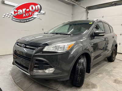2016 Ford Escape TITANIUM AWD| PANO ROOF| LEATHER | RMT START |