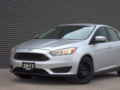 2017 Ford Focus SE Clean Carfax, Very Low Kms, Fuel Efficient