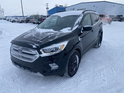 2018 Ford Escape SEL- HEATED SEATS BACK UP CAM DUAL CLIMATE