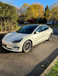 2021 Tesla Model 3 SR Plus