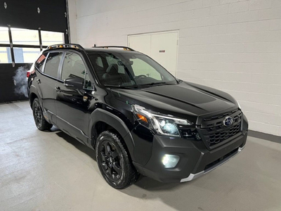 2022 Subaru Forester Wilderness 1 Owner Panoramic roof Heated L