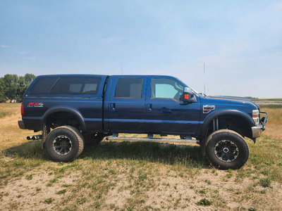 Lifted 2009 Ford F350 6.4L V8 Diesel (One owner)