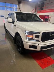 Mint 2020 F150 Lariat with sport appearance package