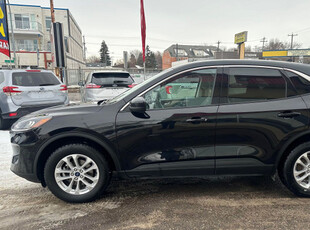2021 FORD ESCAPE SE AWD CARPLAY WE FINANCE ALL CREDIT APPLY NOW