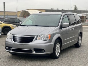 Used 2015 Chrysler Town & Country TOURING for Sale in Langley, British Columbia