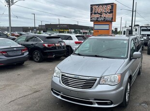 Used 2016 Chrysler Town & Country 90TH ANNIVERSARY, LEATHER, SUNROOF, LOADED, CERT for Sale in London, Ontario