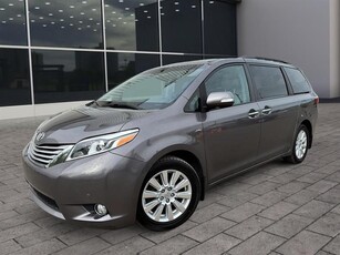 Used Toyota Sienna 2017 for sale in Saint-Jerome, Quebec