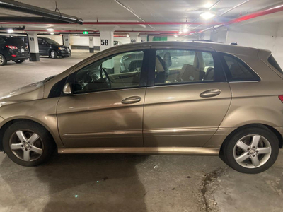 Mercedes Benz B200 Automatic 14000km with carplay and android a