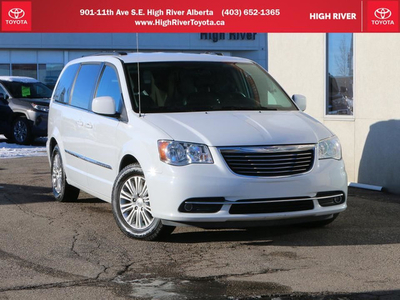 2016 Chrysler Town & Country 4dr Wgn Touring w/Leather