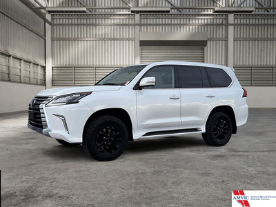2018 Lexus LX570 8A 2 sets of rims and tires!
