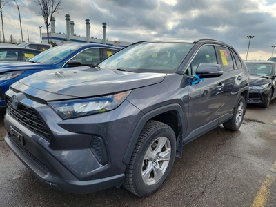 Used 2022 Toyota RAV4 AWD HYBRID LE HEATED SEATS APP CONNECT CAMERA for Sale in Kitchener, Ontario