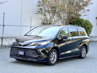 Used 2022 Toyota Sienna FWD for Sale in Richmond, British Columbia
