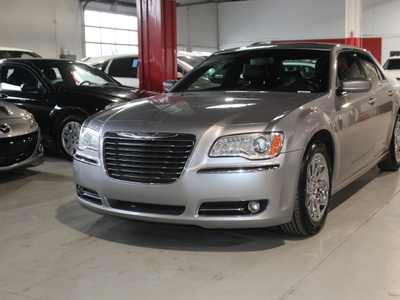 Used Chrysler 300 2014 for sale in Lachine, Quebec