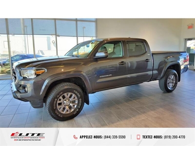 Used Toyota Tacoma 2019 for sale in Sherbrooke, Quebec