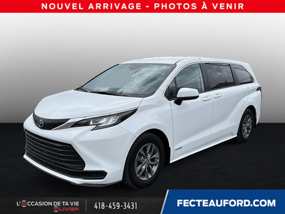 2021 Toyota Sienna LE AWD 8 places Hybride,