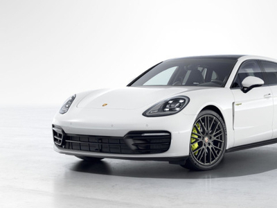 2022 Porsche Panamera 4E-Hybrid Sport Turismo