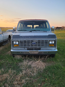 1988 Ford econoline/ camper van