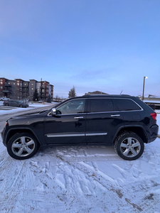2011 Jeep Grand Cherokee great condition