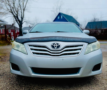 2011 Toyota camry LE