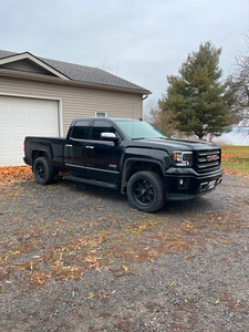 2014 GMC Sierra 4x4 Double Cab, winter rated tires 20