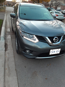 2016 Nissan Rogue low km's no accidents