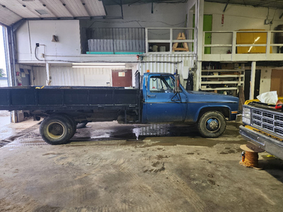 GMC 1 ton dually with dump bed