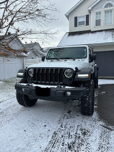 LEASE TAKEOVER-23' JEEP WRANGLER-EMPLOYEE PRICING-EX MANAGER