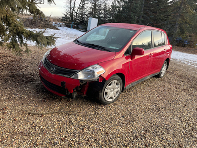 Nissan versa for parts