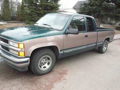 1995 chevrolet extended cab pick up truck