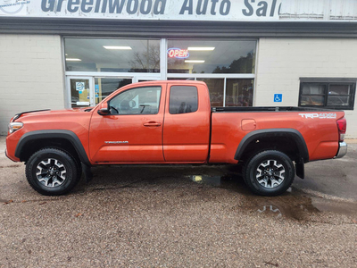 2017 Toyota Tacoma TRD Off Road Great Colour, Toyota Quality,...