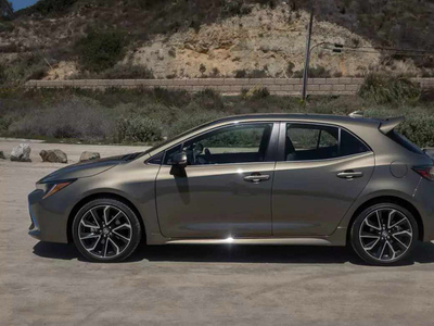 2019 Toyota Corolla Hatchback SE with added package