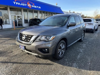 Used 2017 Nissan Pathfinder 4WD 4dr for Sale in Richmond, British Columbia