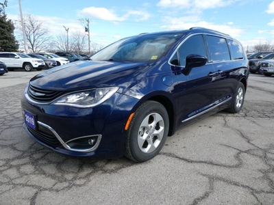 Used 2018 Chrysler Pacifica Hybrid Touring-L for Sale in Essex, Ontario