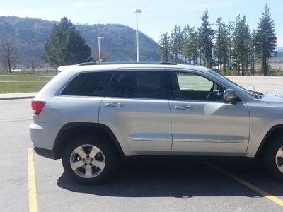 Used 2012 Jeep Grand Cherokee LIMITED 4WD for Sale in West Kelowna, British Columbia