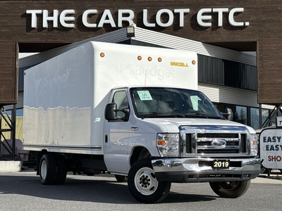Used 2019 Ford E450 Cutaway PREVIOUS DAILY RENTAL - MANUAL SEATS, AM/FM RADIO, ROLL UP BAY DOOR!! for Sale in Sudbury, Ontario