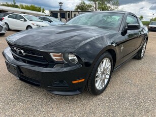Used 2012 Ford Mustang Leather Nav heated Seats Back up Cam for Sale in Edmonton, Alberta