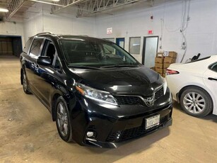Used Toyota Sienna 2019 for sale in Saint-Laurent, Quebec