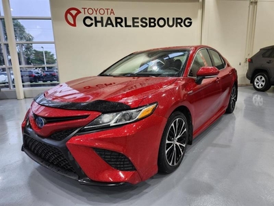 Used Toyota Camry 2019 for sale in Quebec, Quebec