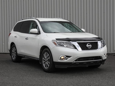 Used Nissan Pathfinder 2016 for sale in Cowansville, Quebec