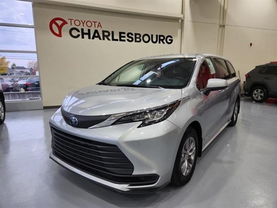 Used Toyota Sienna 2021 for sale in Quebec, Quebec
