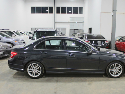 2013 MERCEDES C300 4MATIC! 112,000KMS! 1 OWNER! ONLY $15,900!
