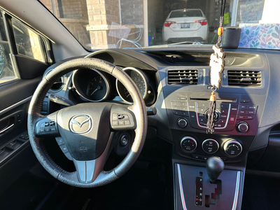 2015 Mazda 5 GS 148k