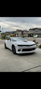 RARE FIND 2014 Camaro SS 6.2L V8 Mint Condition W LOW KMS
