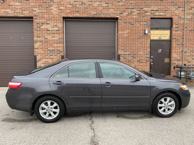 Used 2009 Toyota Camry LE V6 -YES,....ONLY 2,987 ORIGINAL KMS!! 1 OWNER!! for Sale in Toronto, Ontario